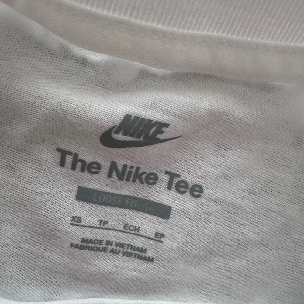 Nike Kids White Tee with Colorful Pegasus Design - Picture 2 of 2